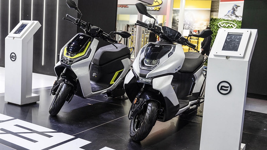 CF Moto presentó dos scooters eléctricos: E6 y E8.