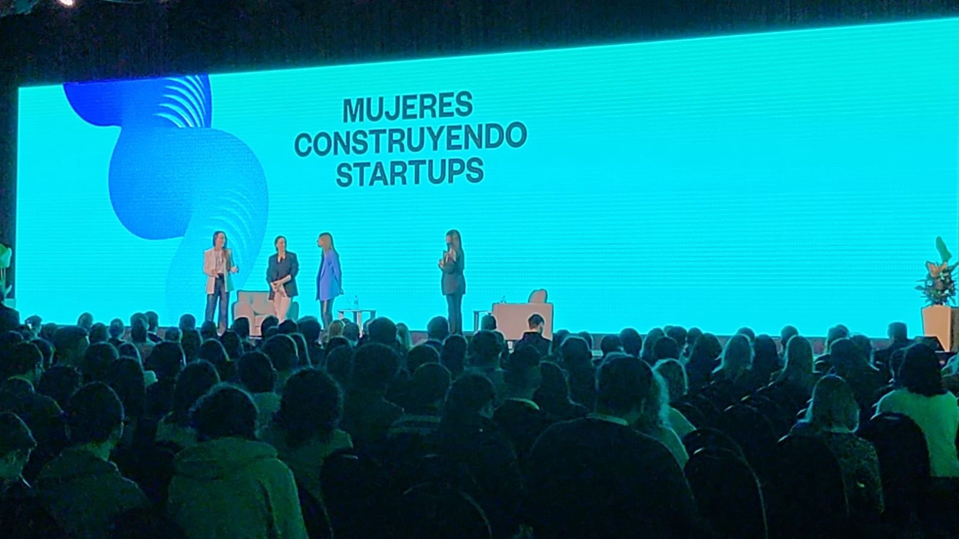 Un auditorio lleno de emprendedores